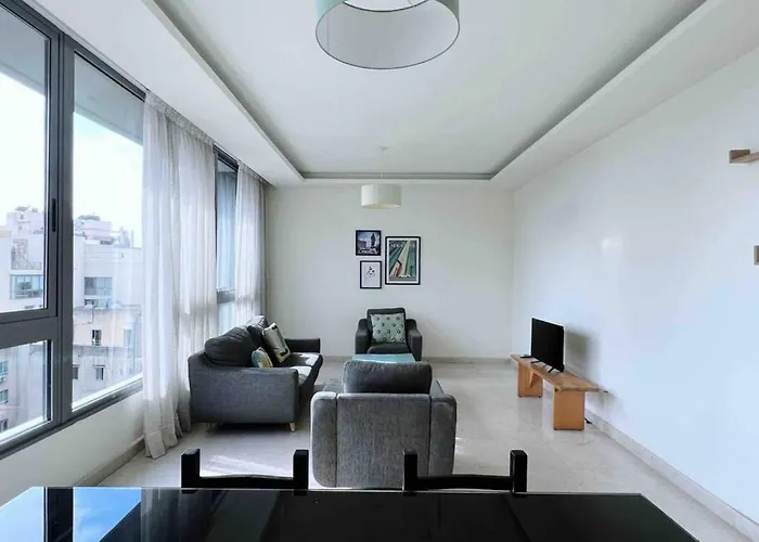 Modern 3Br Apt Next To Hotel Dieu